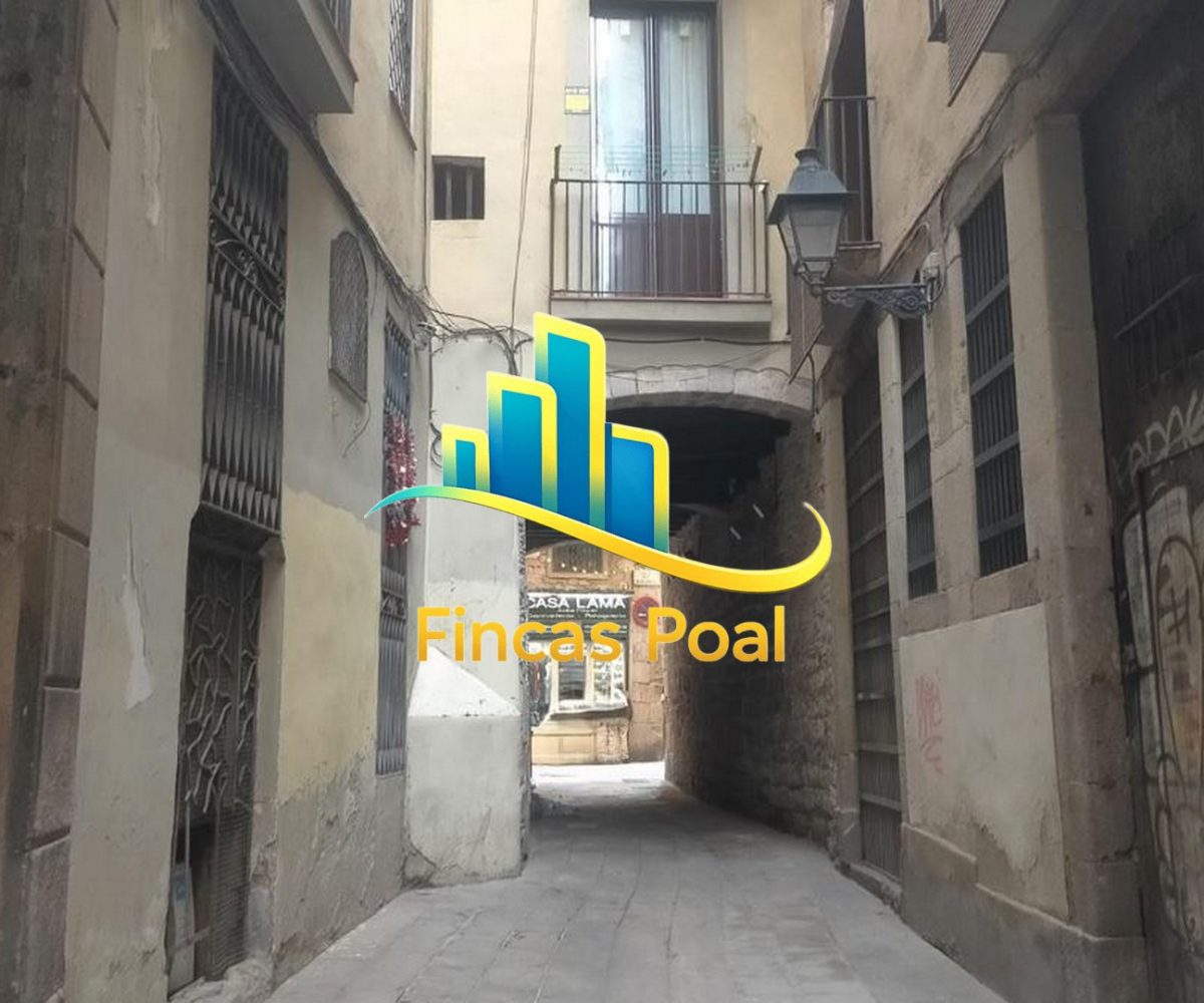 Obra parada residencial en Barcelona | Edificio para inversores