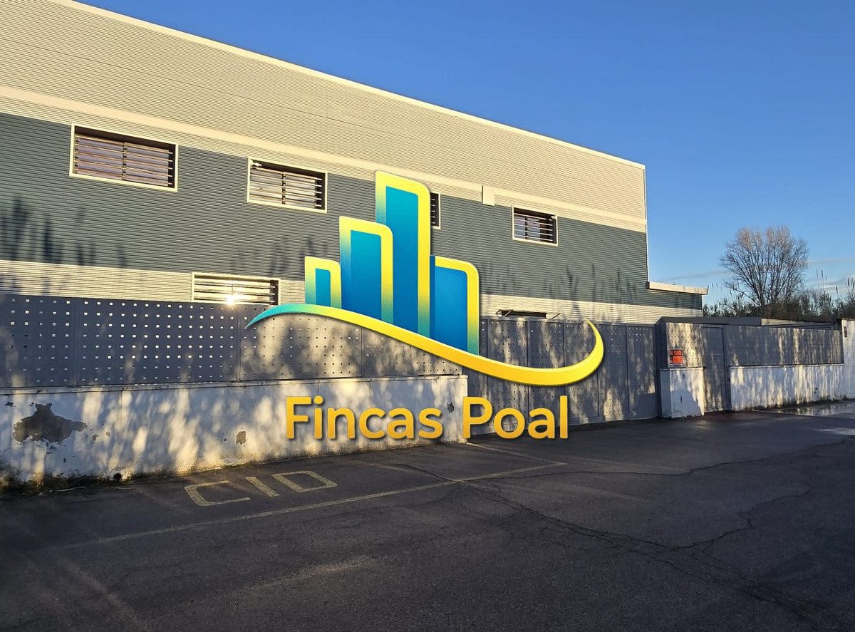 Nave industrial en venta en Rubí